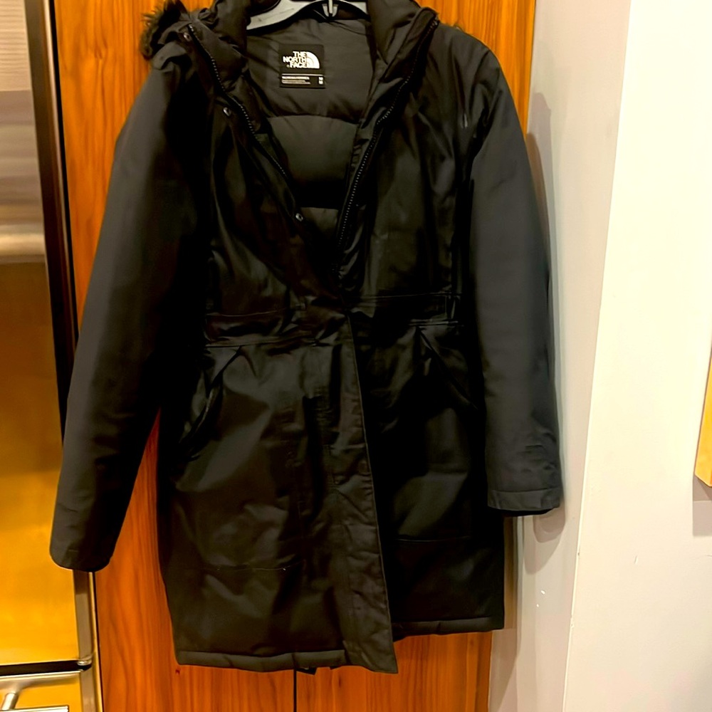 North Face black coat, detachable hood, Sz M